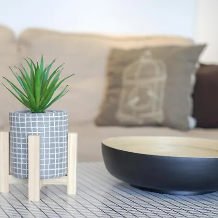 Lägenhet 6 Pers Vue Mer-piscine-parking-clim-wifi *