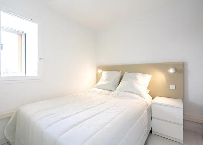 6 Pers Vue Mer-piscine-parking-clim-wifi