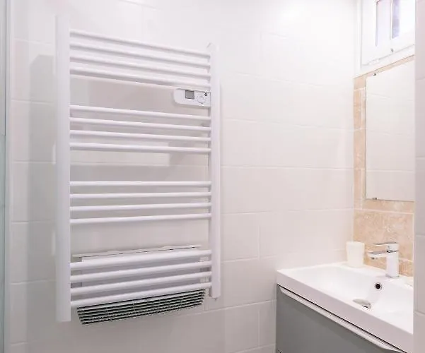 Appartamento 6 Pers Vue Mer-piscine-parking-clim-wifi *